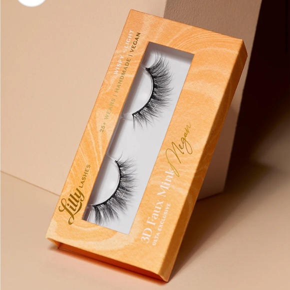 Lilly lashes 
Megan
3D FAUX MINK
Wispy & Light Volume + Long Length
25 wears - Picture 4 of 5